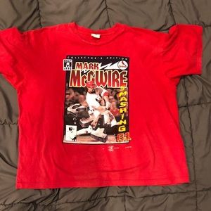 Vintage 1998 Mark McGwire “Smashing 61” Tee